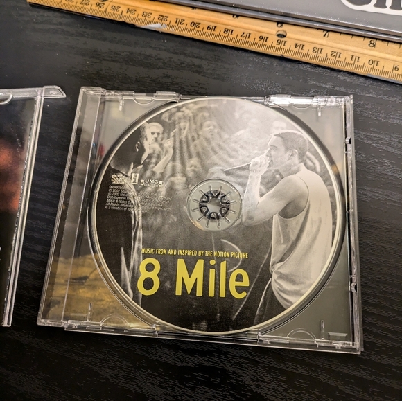 8 Mile Soundtrack CD - Black and Orange - Picture 4 of 6